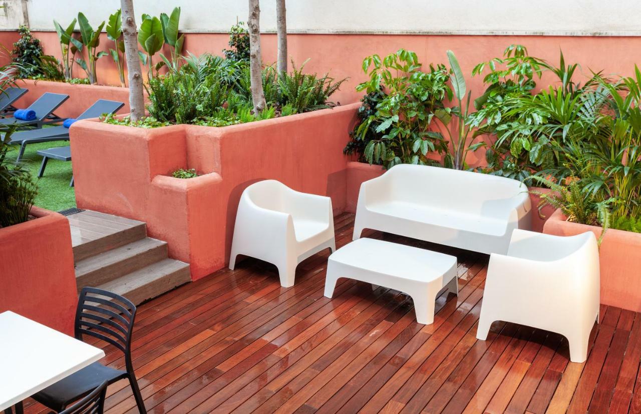 バルセロナEnjoybcn Patio De Galaアパートメント エクステリア 写真